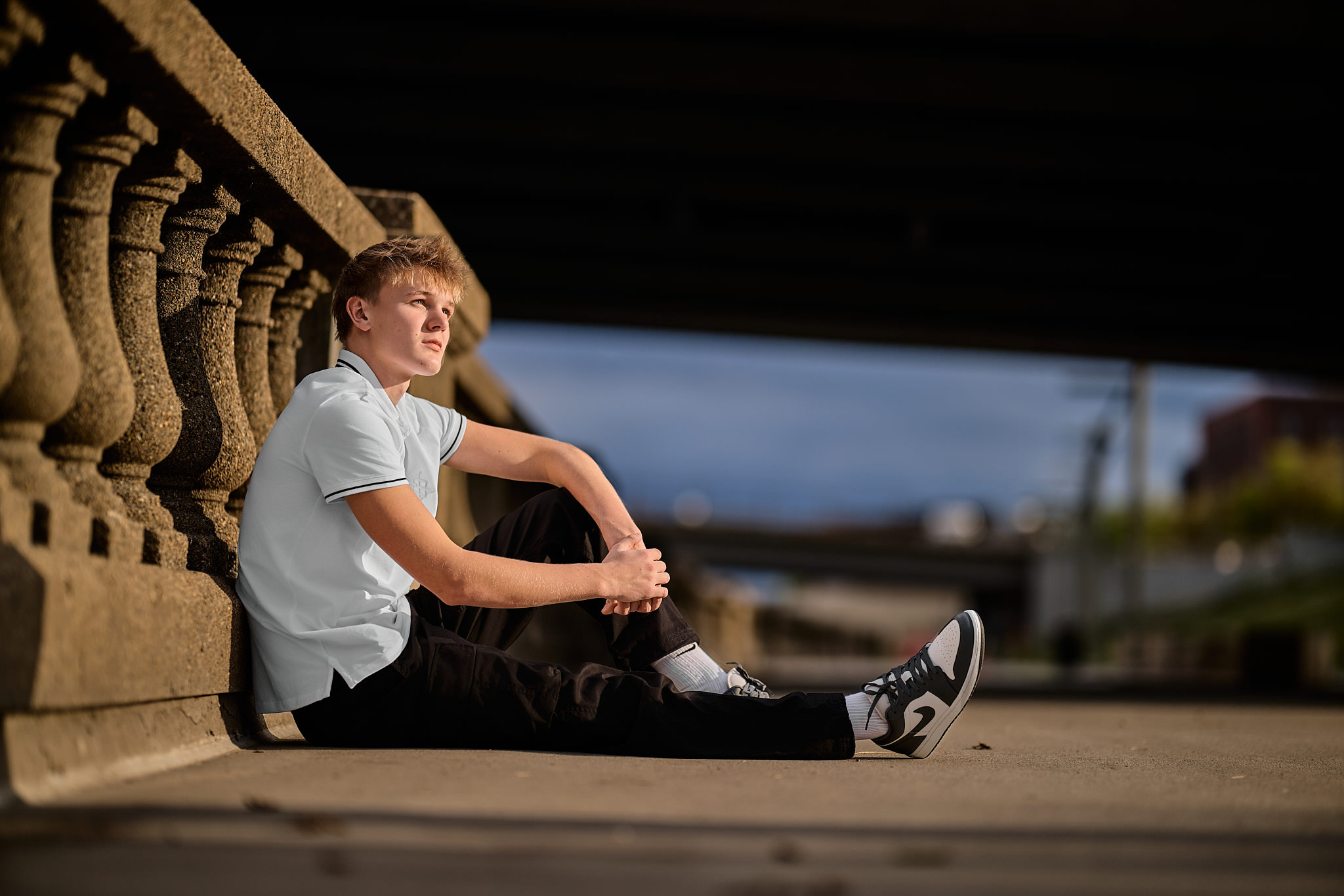 des moines iowa senior session downtown
